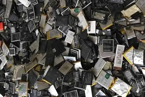 专业回收旧电瓶√废电池的回收价值-电池需要回收吗